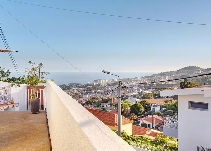 A Minha Casa T3 Com Vista Mar Funchal (Madeira)